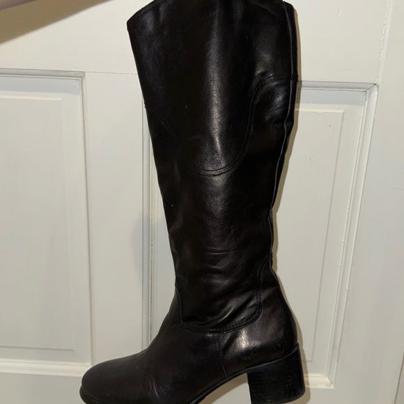 Nine West Shoes - 9 West Tall Black Leather Boots. Fuzzy Black Warm Lining!